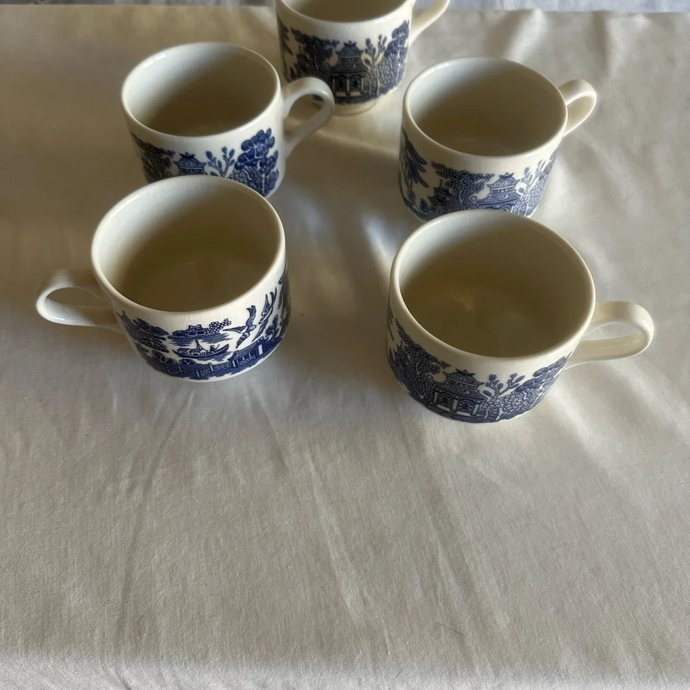 5 BLUE WILLOW CHURCHILL COFFEE TEA CUP MADE IN ENGLAND - Picture 10 of 14